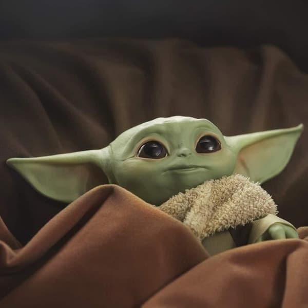 STAR WARS - The Child - pratande plyschleksak med karaktärsljud och tillbehör - The Mandalorian-leksak - för åldrarna 3 och uppåt