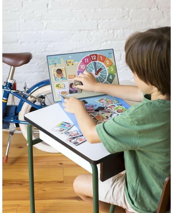 Apli Kids Lär dig att berätta tidsmagnetspel