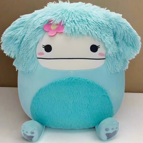 Squishmallows 30cm Joelle The Bigfoot Fuzz-a-Mallow plush