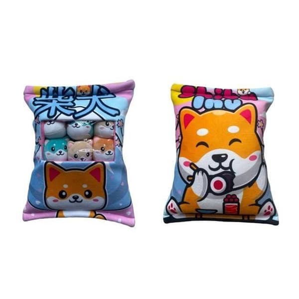 Kudde - Shiba Inu kudde innehållande 6 mini plyschleksaker