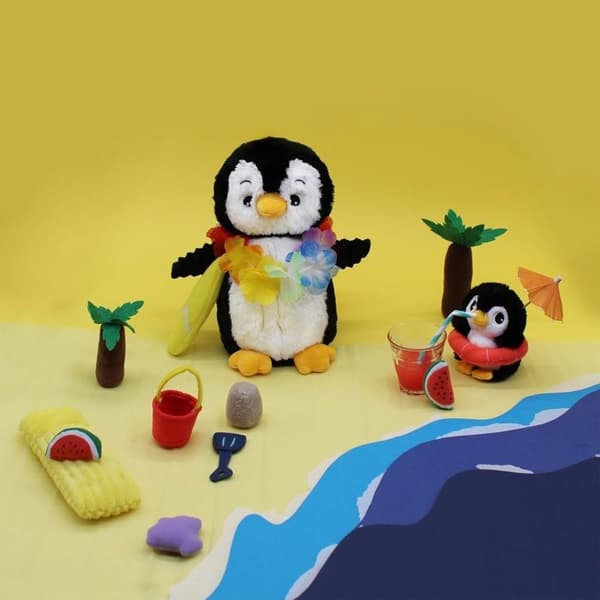 Les Déglingos - Mamma pingvin och hennes svarta bebis - GLOBE TROTOYS