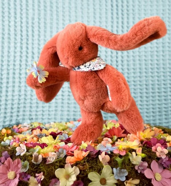 Doudou och Compagnie - Plyschkanin Fleurette terracotta 25 cm
