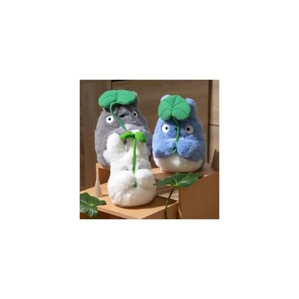 Semic - Min granne Totoro - Nakayoshi Kramdjur Liten Totoro med blad 19 cm