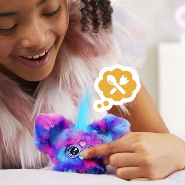 Furby Furblets Luv-Lee K-Pop, Mini Electronic Plysh Toy för flickor och pojkar, 45+ ljud, 6 år och uppåt, Hasbro