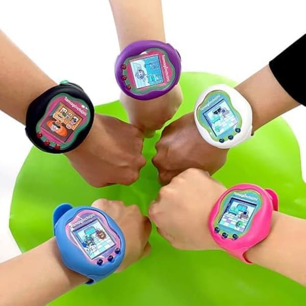 Tamagotchi Connected - BANDAI - Tamagotchi Uni - Armbandsklocka - WiFi - Interactive Animal