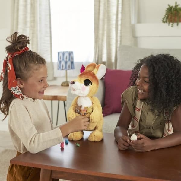 FURREAL FRIENDS - Mama Josie - interaktiv känguruleksak