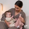 Miniatyrbillede 5 af 5: doomoo You&Me Babydyne - Vendbar og Bekymrende Dyne - Leveres med 2 dele til at bære forældrenes duft, Pink