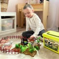 Pikkukuva 2 / 11: WOOPIE maatilahahmosetti + arkku, 57 osaa