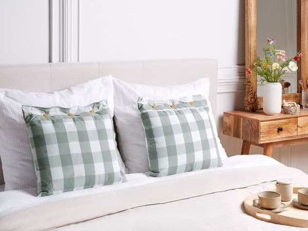 Set med 2 TAMNINE prydnadskuddar 45 x 45 cm Mint Rutig Lumarko!