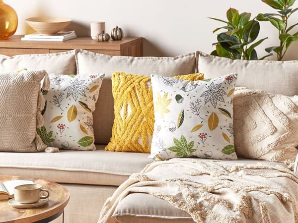 Dekorativ kudde MULLEIN Sammet 45 x 45 cm Färgglatt växtmönster Lumarko!
