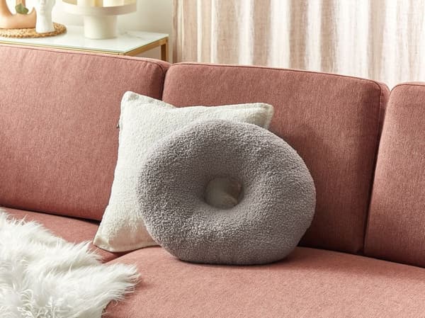 Set med 2 HESPERIS Boucle prydnadskuddar ljusgrå enfärgade Lumarko!