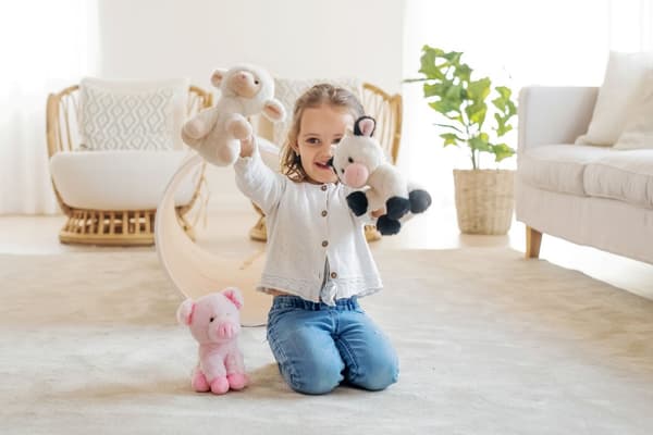Teddy Farm Kosedyr 18 cm, Sittende Ku, Teddykompaniet