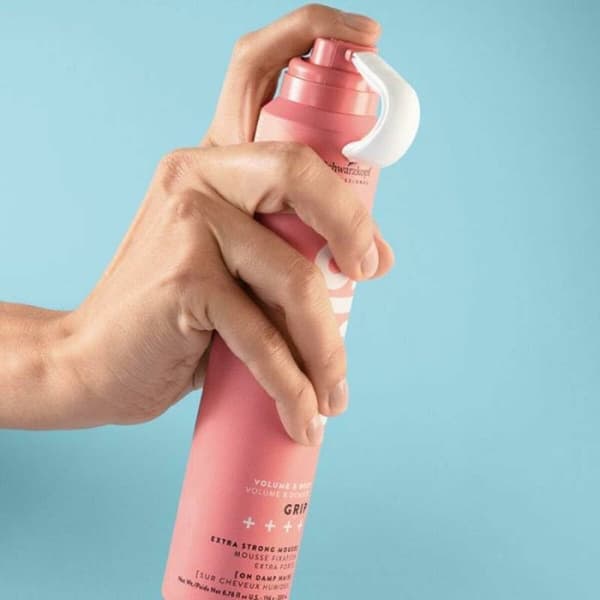 Erittäin voimakkaasti kiinnittävä hiuskiinne Schwarzkopf Osis+ Grip 200 ml