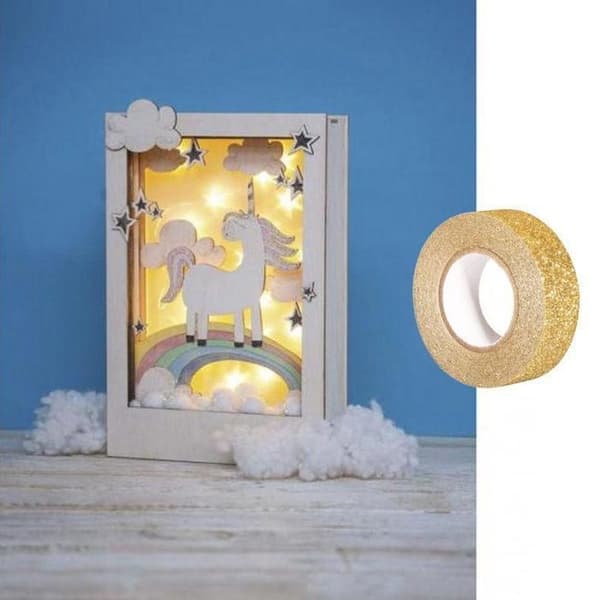 Rammad i trä med 3D-motiv av en enhörning 20 x 30 cm + guldig glittermaskeringstejp 5 m