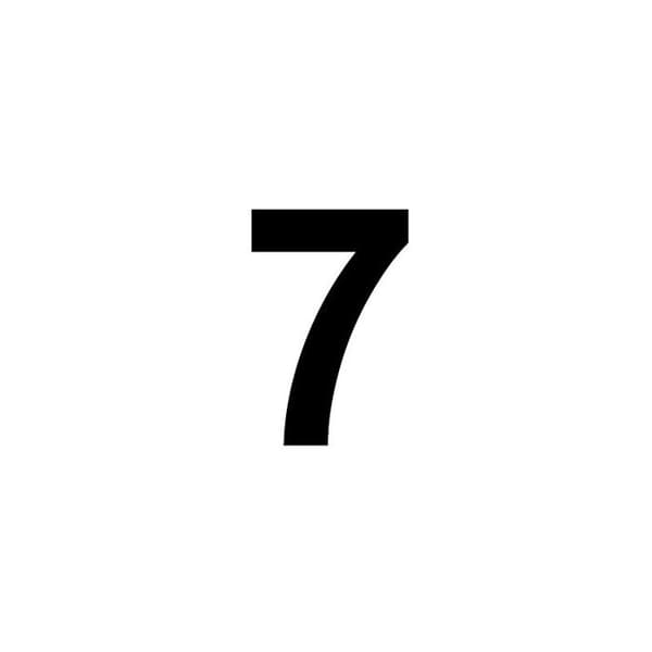 Nummer 7 i MDF-trä för att dekorera - 8 cm