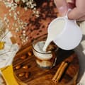 Miniatyrbild 2 av 4: Creamer Kungfu mall Set med 2 små vita keramiska mjölkkrukor 75 Ml
