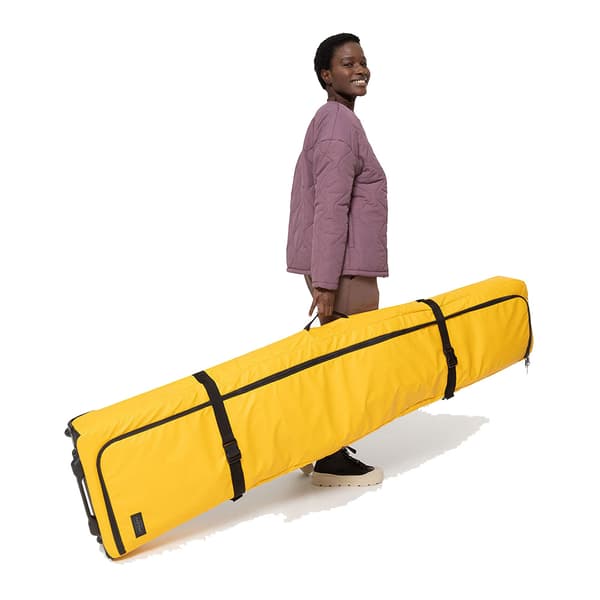 Eastpak Board Bag Kuffert Med Hjul Gul