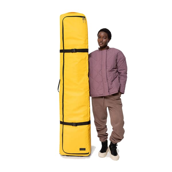 Eastpak Board Bag Kuffert Med Hjul Gul