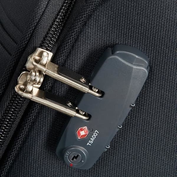 Mjuk kabin resväska - Samsonite - Base Boost - 55 cm - 2 hjul - TSA hänglås
