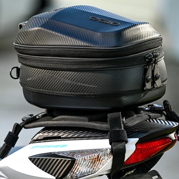 OGIO TB2 21L Bakväska Svart 803017