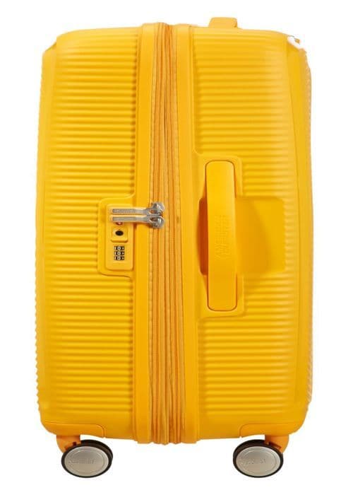 Hård resväska - American Tourister - Soundbox - 77cm - Gul - TSA hänglås - 4 360° hjul