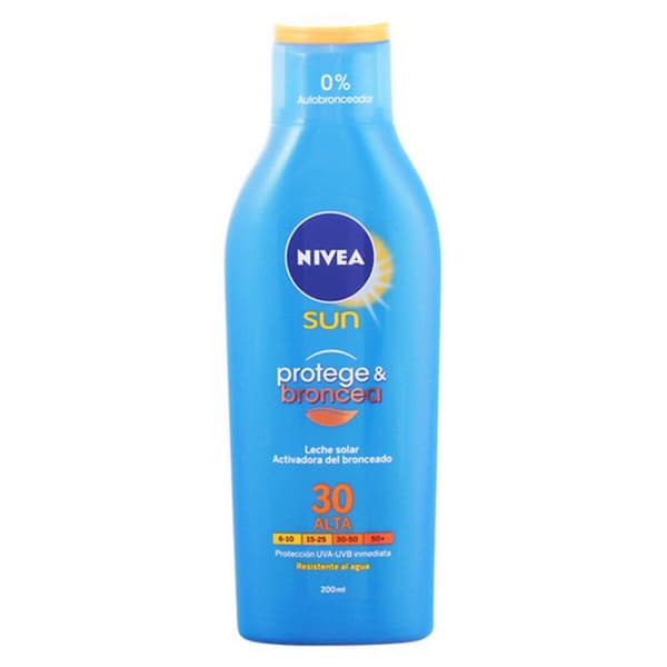 Aurinkovoide Protege & Broncea Nivea SPF 30 (200 ml) 30 (200 ml)