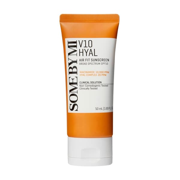 SOME BY MI V10 Hyal Air Fit solkräm 50 ml - Återfuktande solkräm