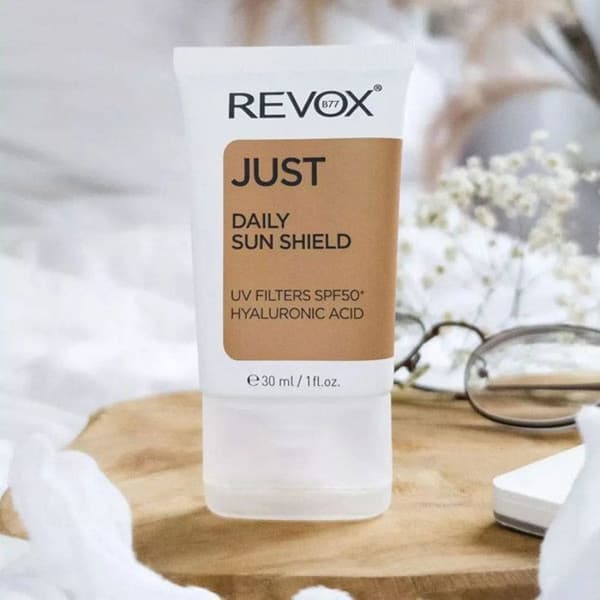 BARA DAGLIG SOLSKÖD UVA+UVB-FILTER SPF50+ MED HYALURONSYRA, 30 ml