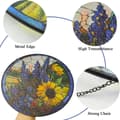 Miniatyrbillede 2 af 5: Bomclap Solsikke & Lavendel Catch Light - 16 cm Håndmalet Glasmosaik Vinduesdekoration med Kæde