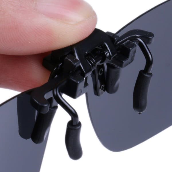 Clip-on aurinkolasit UV-suojalla - Musta