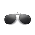 Miniatyrbillede 3 af 3: Clip-on-solbriller med UV400-beskyttelse og sort glas