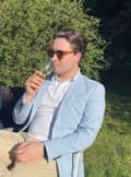 Miniatyrbilde 3 av 3: Brune retro-inspirerte solbriller for menn