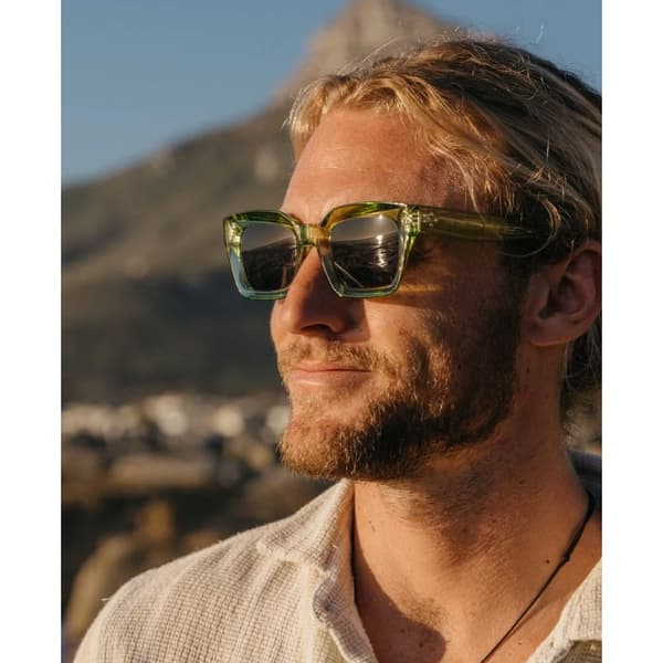 Eco Solglasögon - Gröna med svart lins