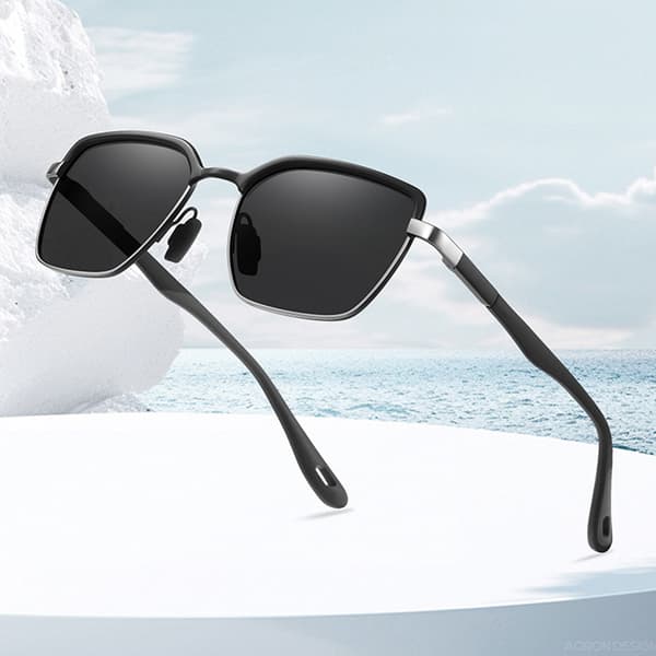 INF Stilfulde solbriller - A766 Gunmetal stel med grå linser