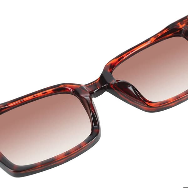 Rektangulära Solglasögon CV2958 UV400 Bruna Färgat Glas