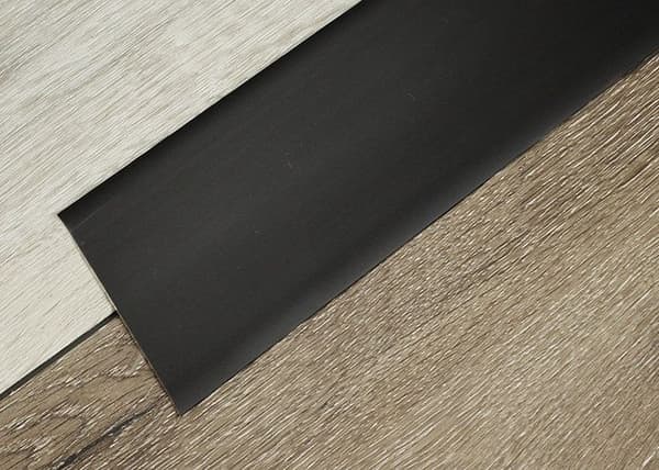 Tröskellist Alu anodiserad Mörkbrons L 80 mm H 3.5 mm Lång 1000mm Självhäftande