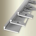 Miniatyrbild 3 av 4: PROVISTON Avslutningsprofil Bred 21 mm H 3 mm Lång 2500 mm Alu Silver präglad öppen