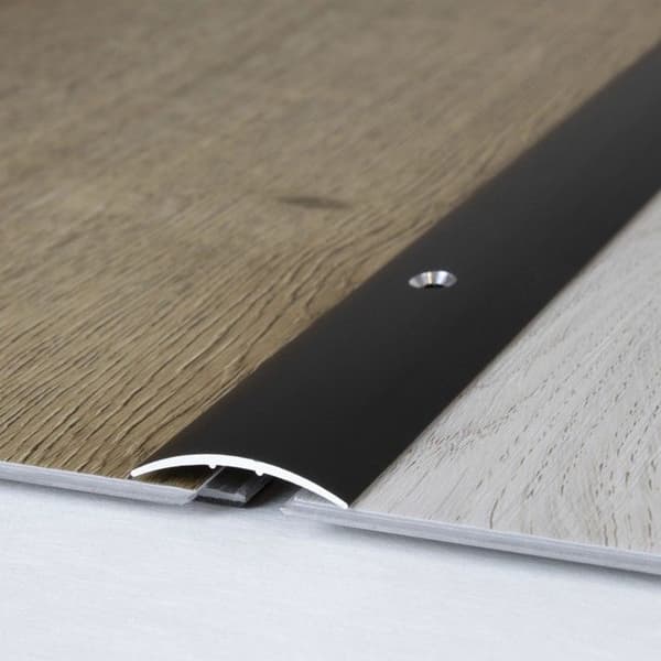 Profil för övergångsbrygga 28 mm typ 06 anodiserad aluminium - guldborrad vid 900