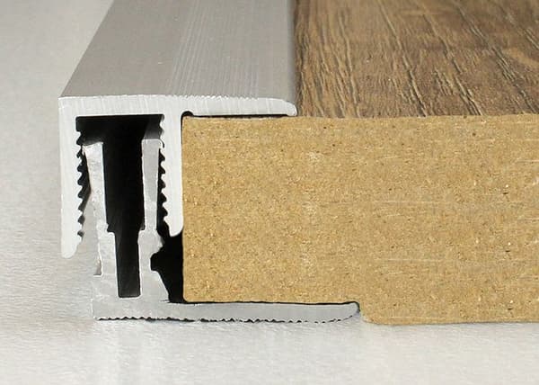 Profil av avslutning för laminatgolv H 11-15 mm anodiserad aluminium