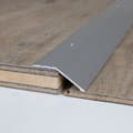 Miniatyrbild 1 av 3: Profil finish Laminerad Golv 8.5 -15.5 mm Anodiserad Aluminium -Förborrad-15.5 x 1000 mm