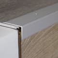 Miniatyrbild 1 av 4: PROVISTON Trappsteg 20 x 40 x 2000 mm Trappsteg Kantskydd Kombinerad aluminium anodiserad mörkgrå Genombruten