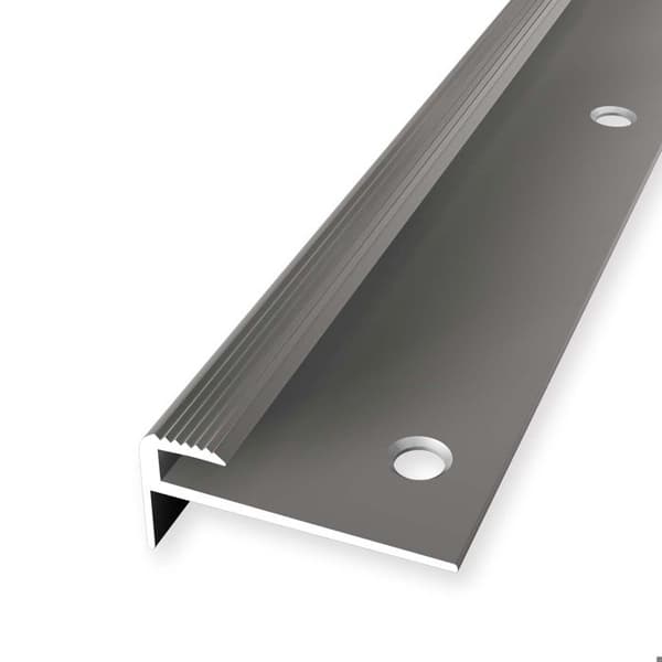 Nez de marche 13 x 30 x 2500 mm Aluminium Cornière striée Küberit utseende i rostfritt stål