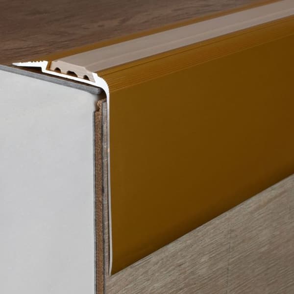 Kombinerad hörn och vinkel plattformstrappa mått 80 mm x 58 mm i anodiserad aluminium med hål av Auer metal-guld-2700