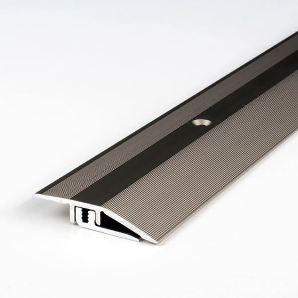 PROVISTON Anpassningsprofil Alu anodiserat Stålutseende l 21mm H 5 - 9mm Förborrad L 2700 mm