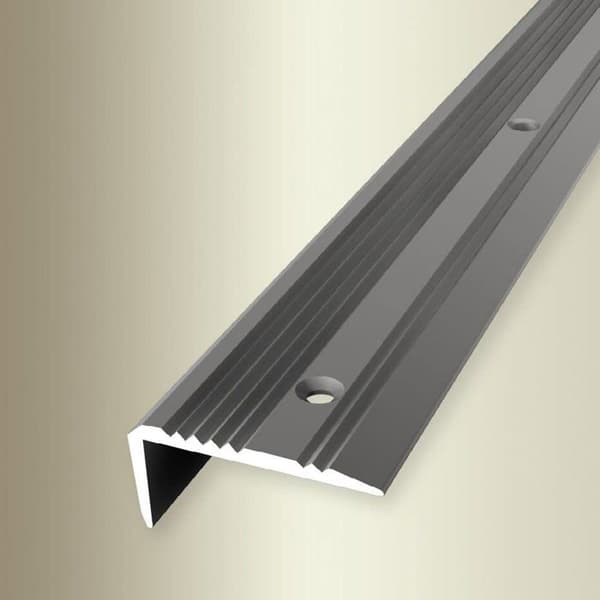 PROVISTON | Hörnlist | Bredd: 43 mm | Höjd: 0 - 20 mm | Aluminium | Rillad | Försänkt hålad