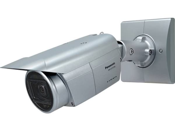 Panasonic WV-S1570L, IP-sikkerhetskamera, Utendørs, Koblet med ledninger (ikke trådløs), Tak/Vegg, Sølv, Kule (form)