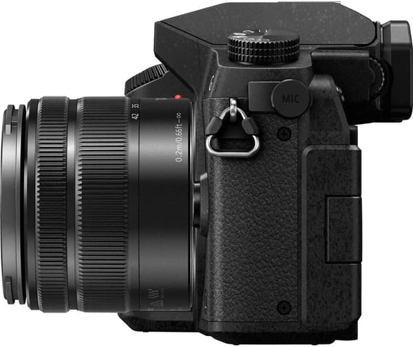 Panasonic Lumix DMC-G7 + 14-42mm Kit, black