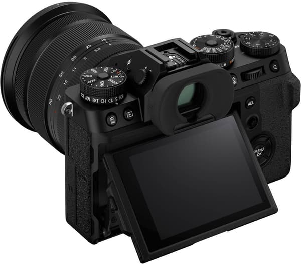Fujifilm X-T5 + 16-80mm, black
