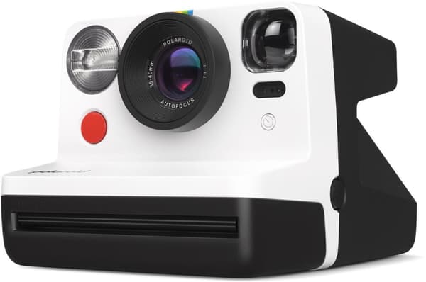 Polaroid Now Gen 2, black & white