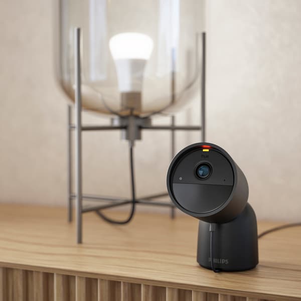 Philips Hue Secure Cam 230V Sort